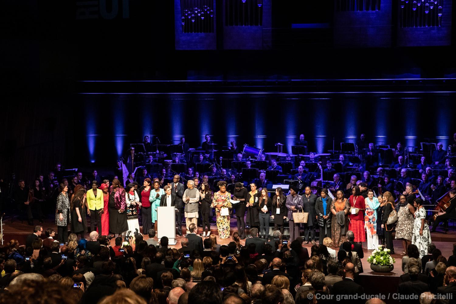 Soirée de gala - Célébration de la victoire des survivantes