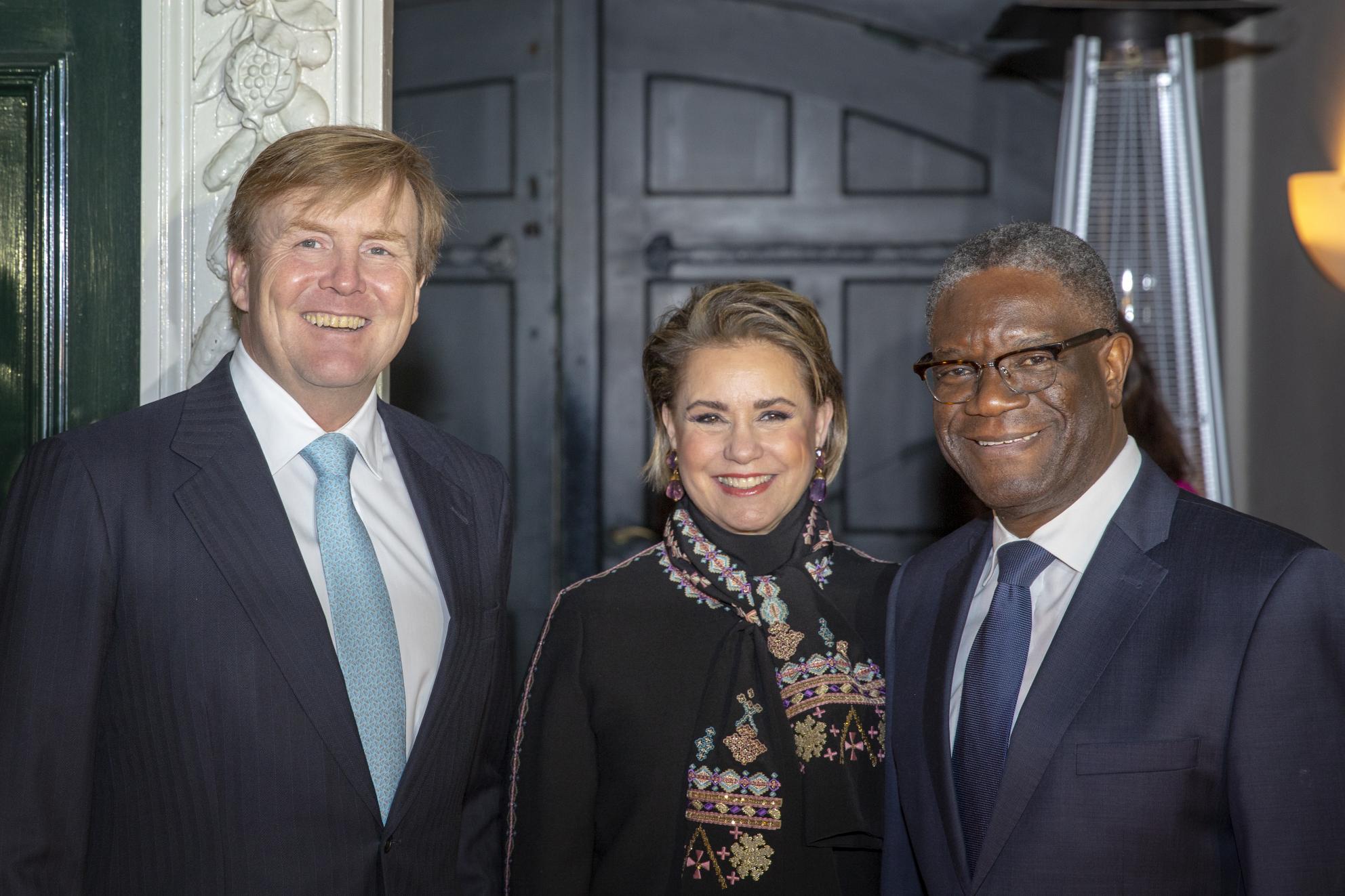 S.A.R. la Grande-Duchesse et S.M. le Roi des Pays-Bas unis à La Haye pour soutenir le prix Nobel de la Paix 2018, Dr Denis Mukwege, dans sa lutte contre les violences sexuelles.
