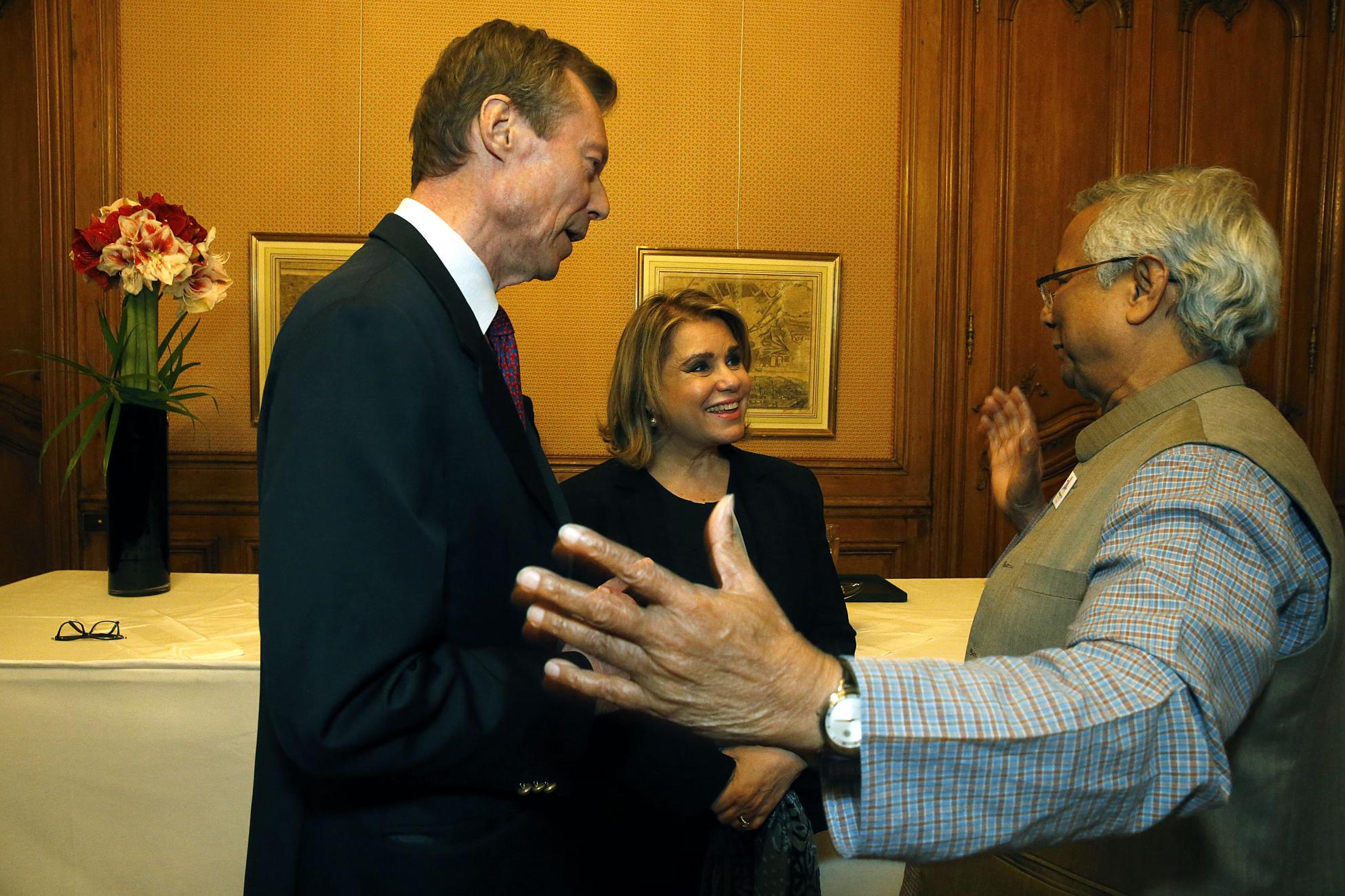 LL.AA.RR. le Grand-Duc et la Grande Duchesse de Luxembourg et le Professeur Muhammad Yunus